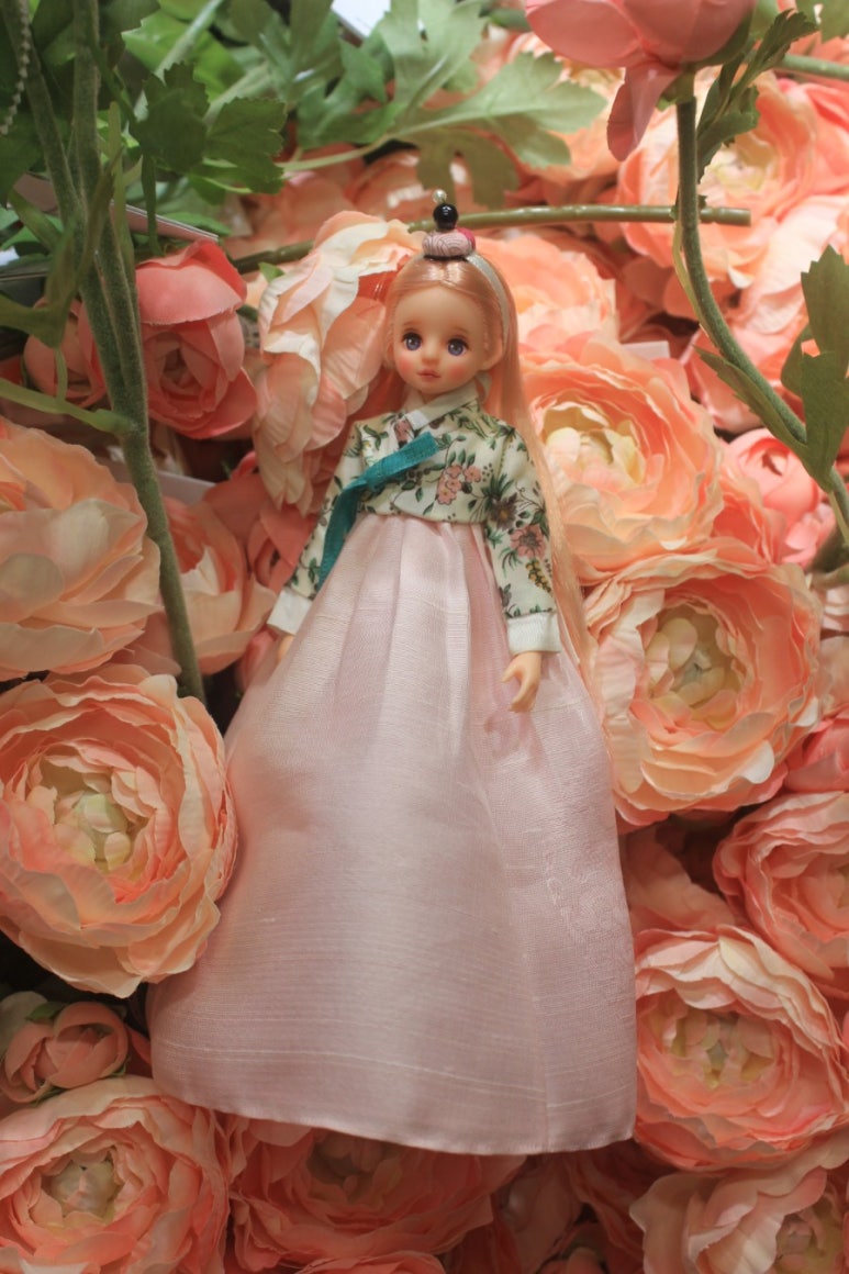 꽃지한복 이미지