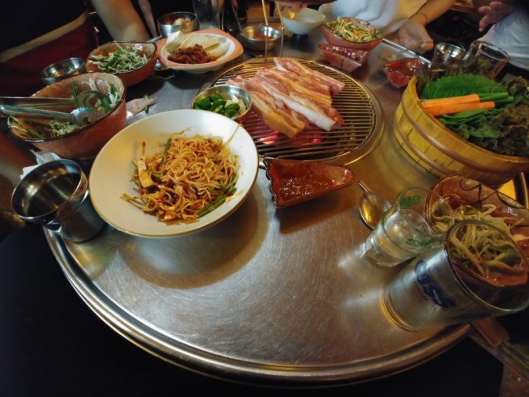 웃는고기 이미지