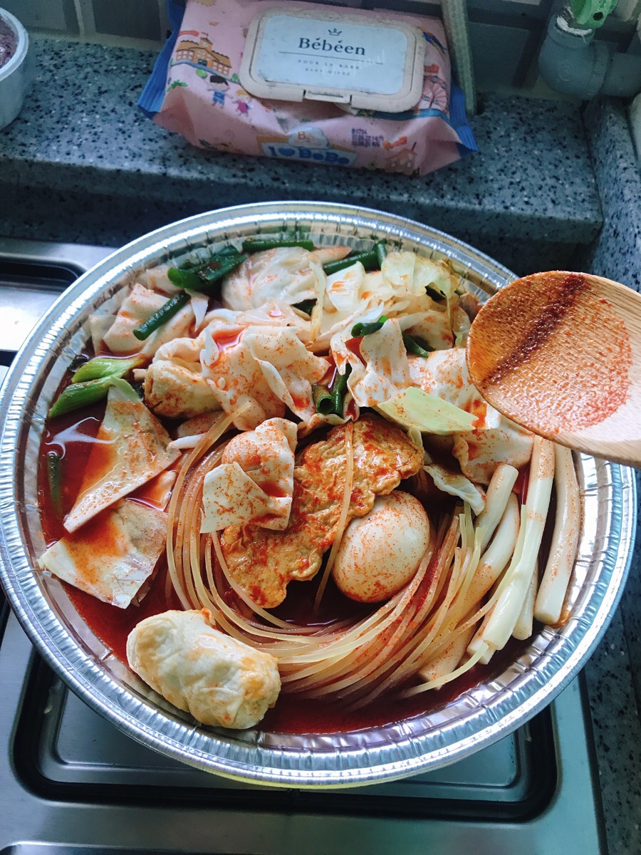 뚱이떡볶이 이미지