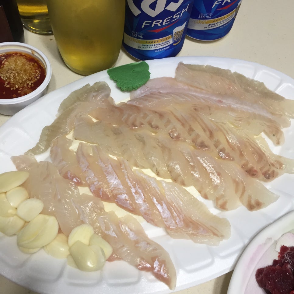 일락횟집 이미지