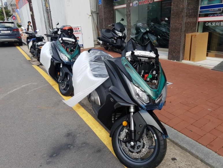 럭셔리뱅크 이미지