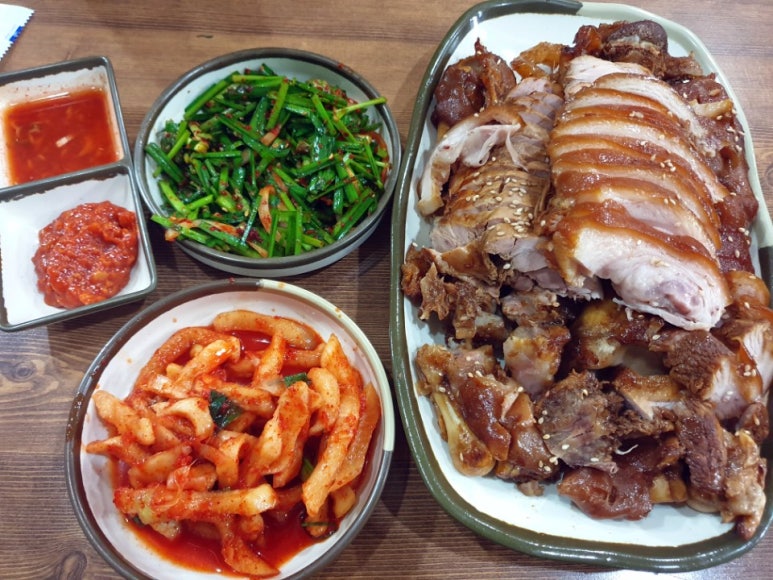 천안유황족발 이미지
