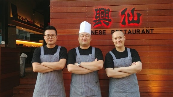 흥선 식당 이미지