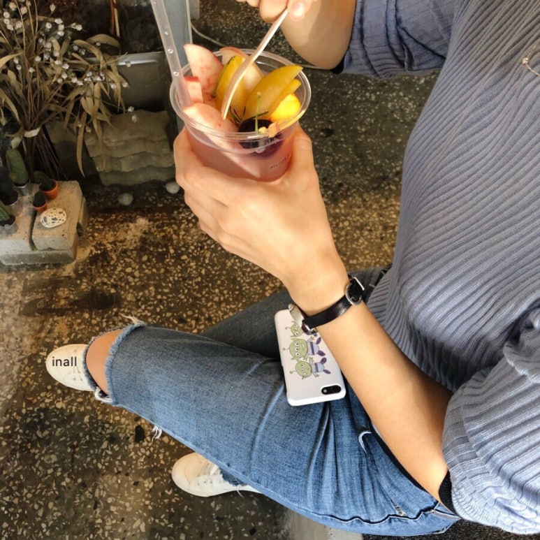 레귤러커피바 이미지