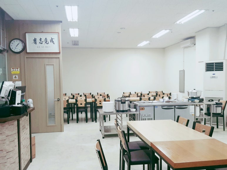 디오밸리한식뷔페 이미지