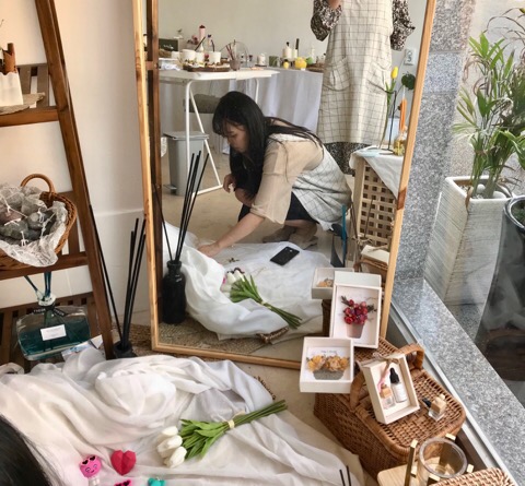 디오르센트 이미지