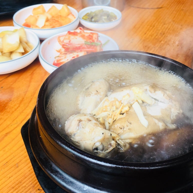 고려한방삼계탕 이미지