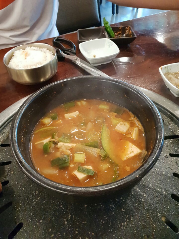 고기앤고기 이미지