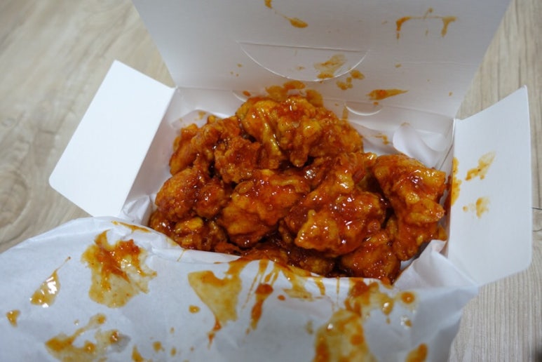 뜨레봉닭강정 이미지