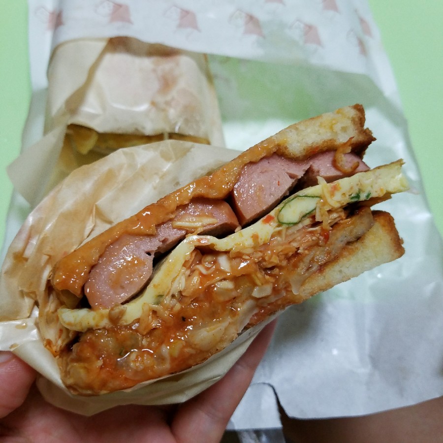 도하 토스트 이미지