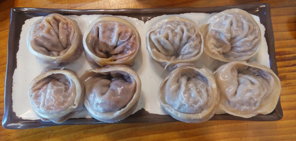 통돼지와도토리 이미지