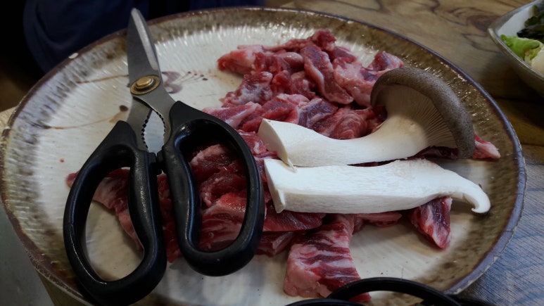 서봉산숯불갈비 이미지