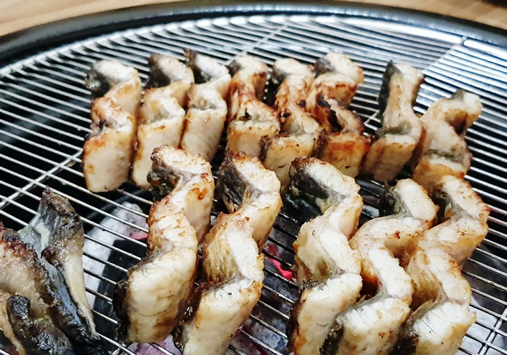 봉화산숯불풍천장어 이미지