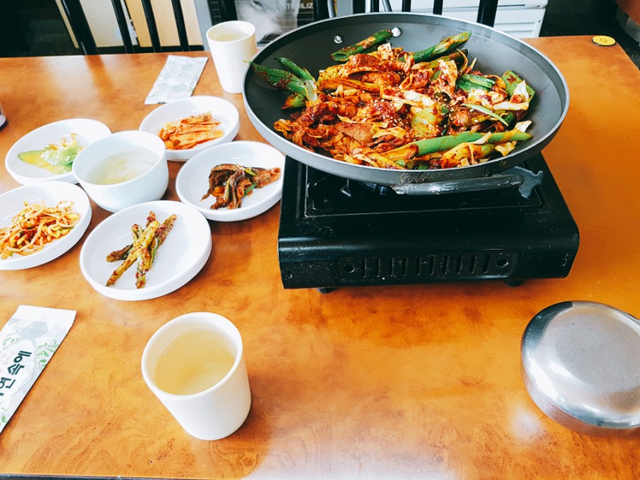반할제육 이미지