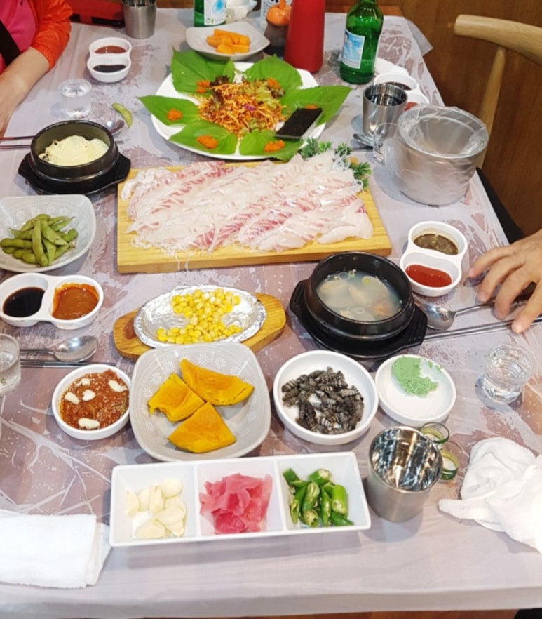 바위섬회수산 이미지