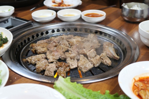 솔가함흥냉면 이미지