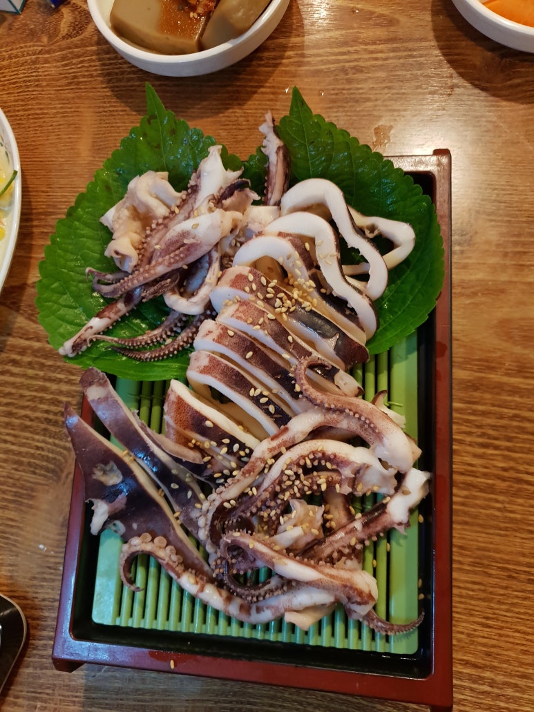 근이네조개전골 이미지