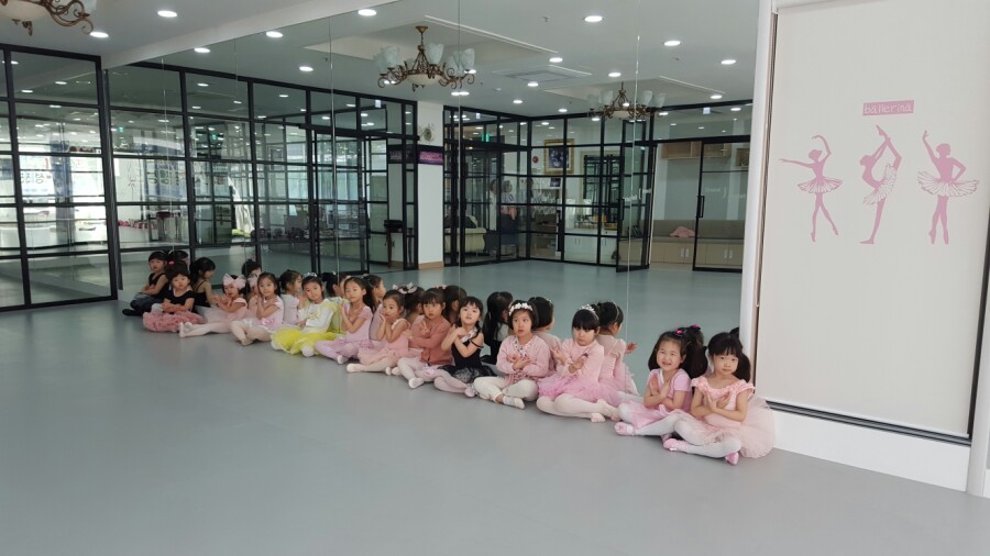 그랑J발레무용학원 이미지