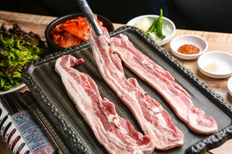 GOGI=(고기는) 이미지