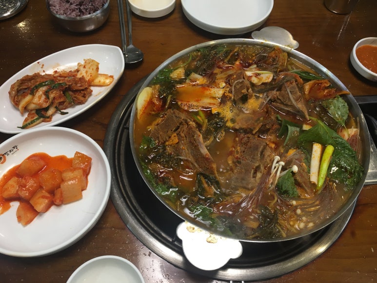 맛나감자탕 동래점 이미지