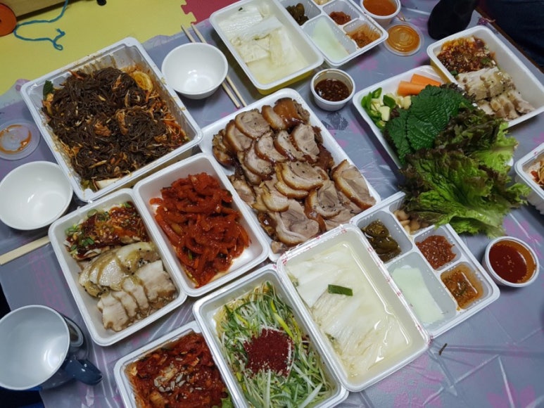 웅이네족발 이미지