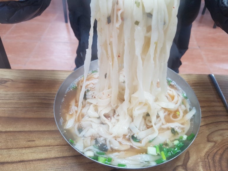 울타리손칼국수 이미지