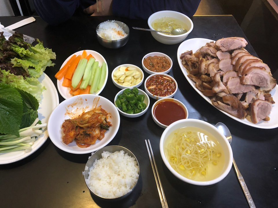 흥부왕족발 이미지