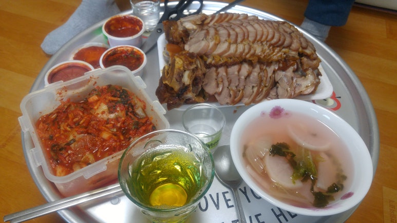 동해황기족발 이미지
