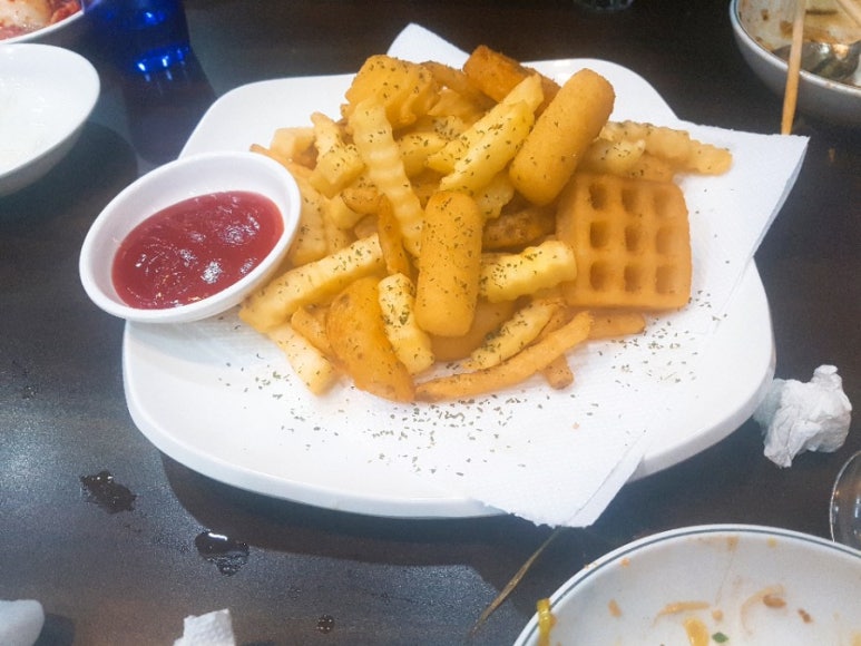 리스통닭 이미지