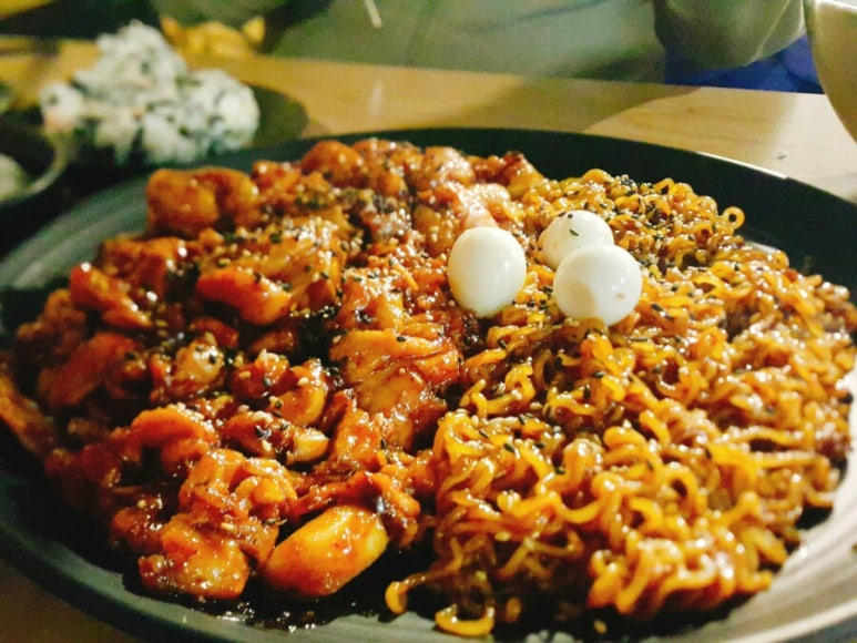 꼬꼬아찌숯불치킨평거점 이미지