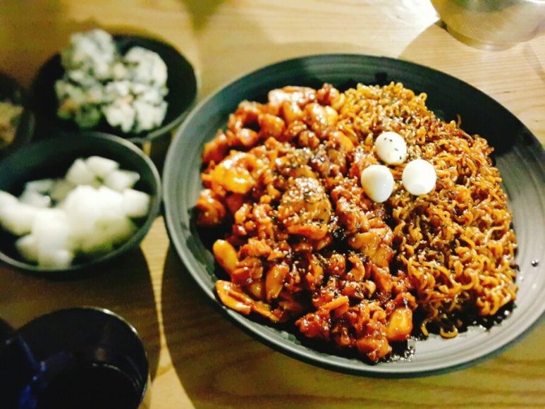 꼬꼬아찌숯불치킨평거점 이미지