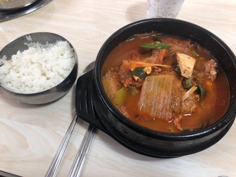 웃으면복돼지 이미지