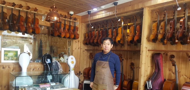 김무한현악실 이미지
