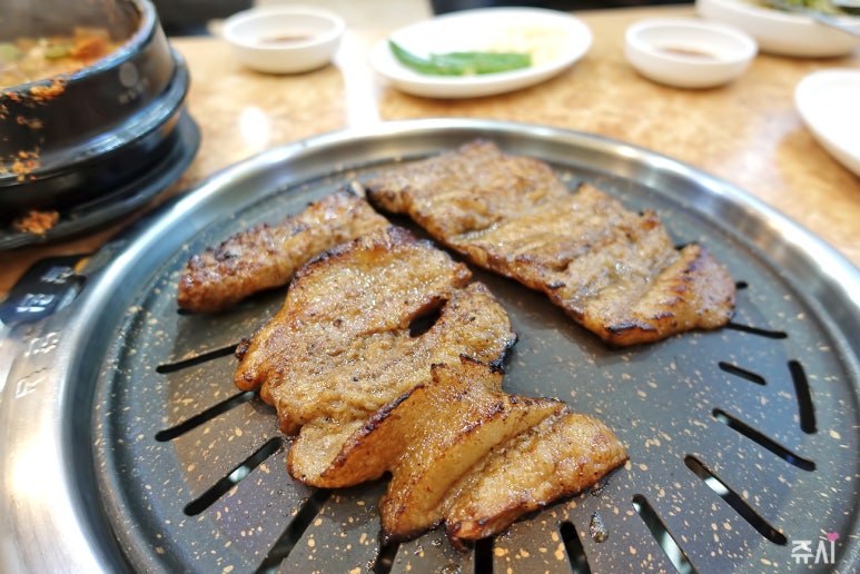 우림숯불갈비 이미지