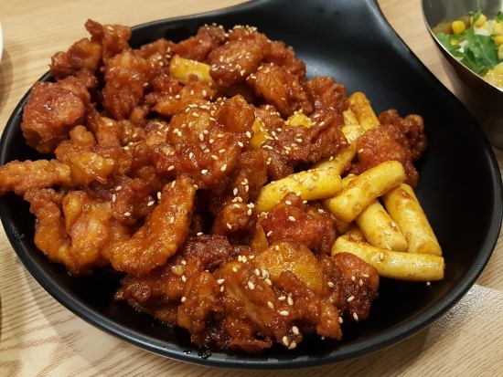 작살치킨 이미지