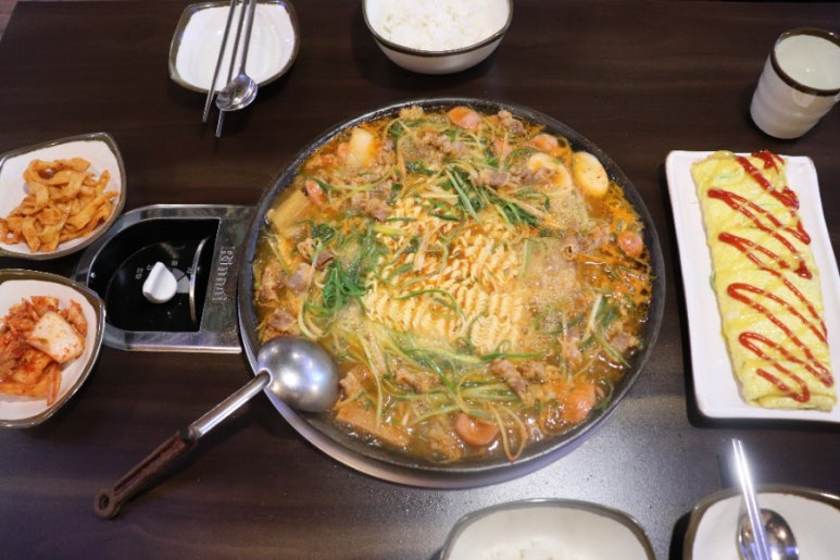 신의주부대찌개 이미지