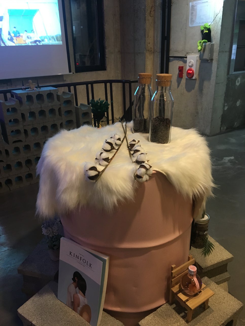 니어인테리어 이미지
