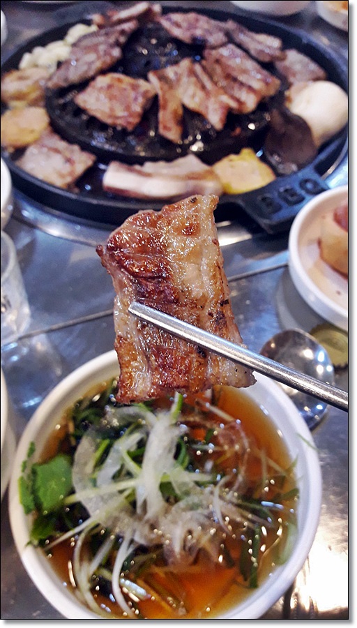 금돼지 연탄구이 이미지