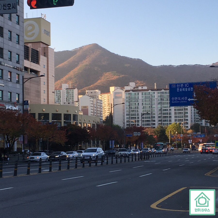 이디야산본역사점 이미지