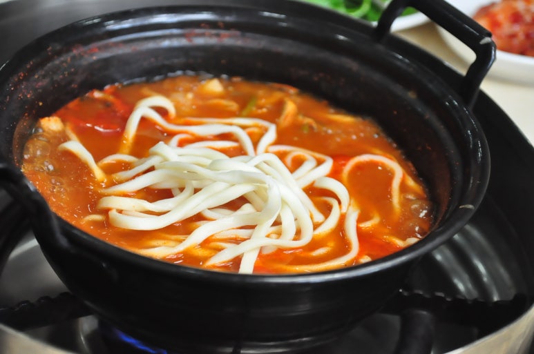 등촌칼국수 이미지