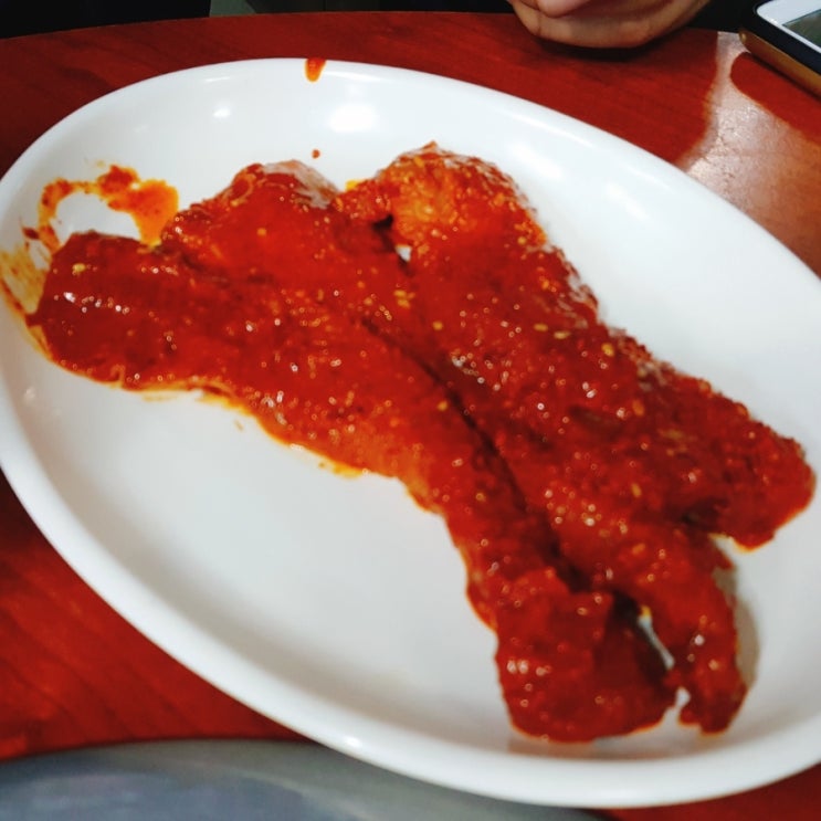 인동촌 숯불 곰장어 닭발 이미지