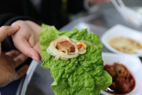봉순이네흑돼지 이미지