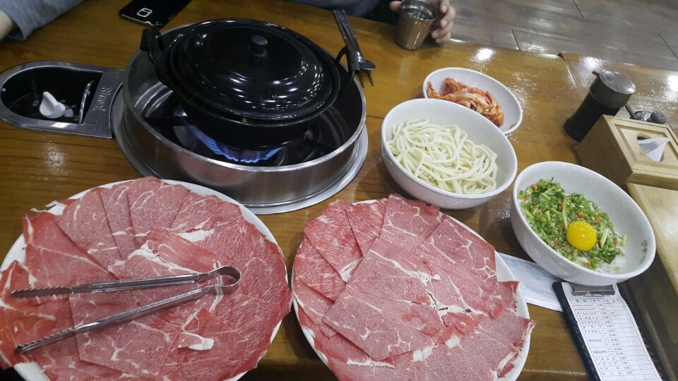 등촌샤브칼국수 이미지