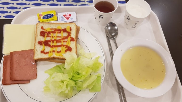 커피엔토스트 이미지
