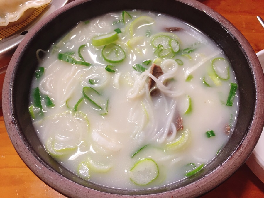 백송다방 이미지