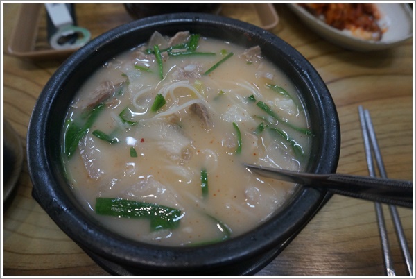 시골집 돼지국밥 이미지
