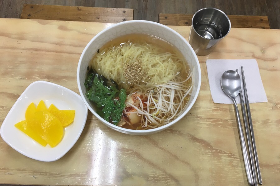 밀면지기 이미지