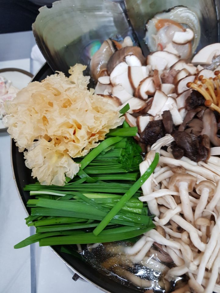 송해와오리백숙 이미지