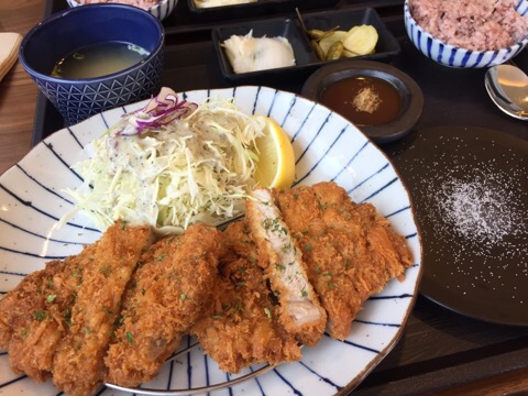돈카츠방 이미지