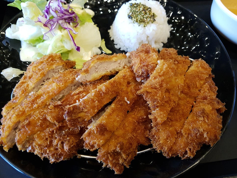 바오돈까스 이미지